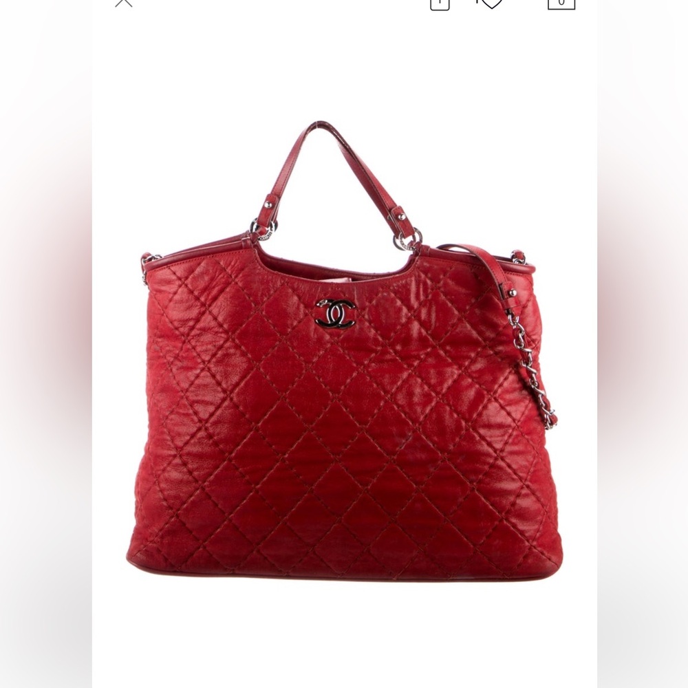 Chanel large leather Sea Hit crossbody tote